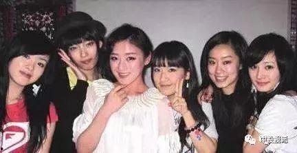 娱乐吃瓜酱当你的闺蜜,揭秘娱乐圈背后的闺蜜故事  第1张