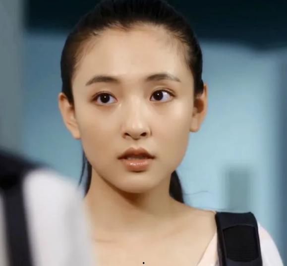 娱乐圈吃瓜夫妻是谁啊百度云,揭秘百度云独家放送的明星夫妻瓜料 第1张 娱乐圈吃瓜夫妻是谁啊百度云,揭秘百度云独家放送的明星夫妻瓜料 第1张