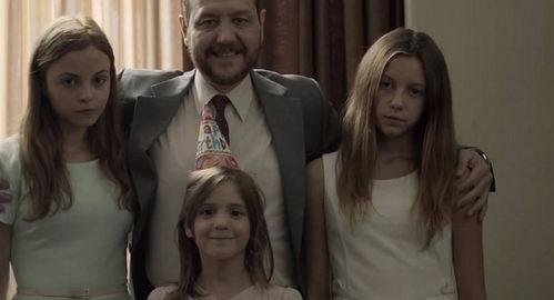 暴力小姐电影在线观看,激情燃烧的复仇之旅在线观影指南  第3张