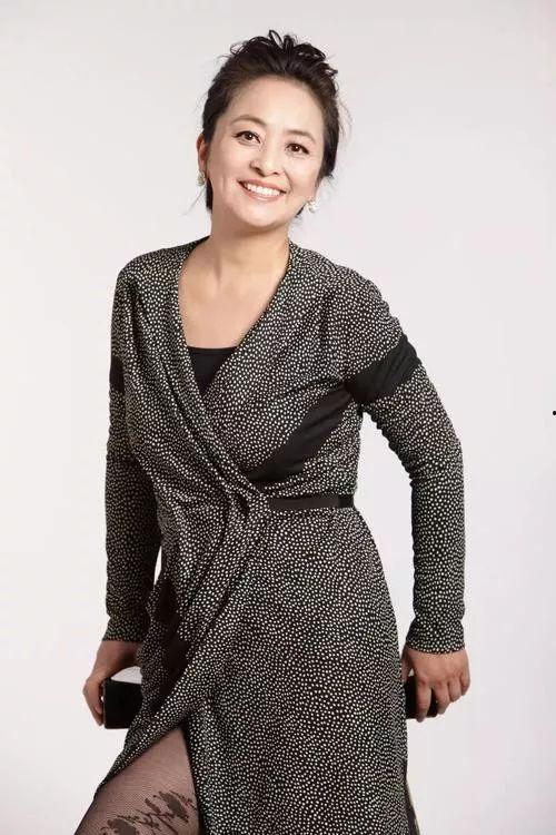 西瓜视频李勤勤爆料二婚,揭开娱乐圈婚姻背后的秘密