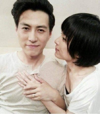 靳东儿时发小爆料视频,童年趣事曝光，兄弟情深引网友热议