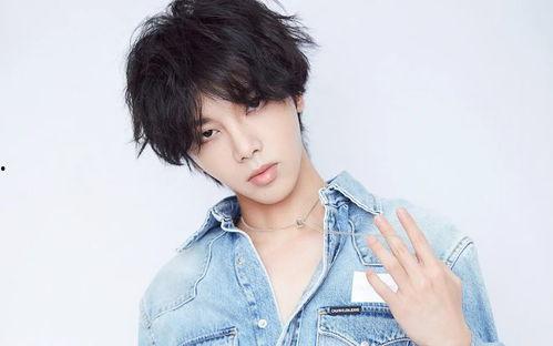 易烊千玺路人缘娱乐爆料,娱乐爆料揭示人气背后的秘密 第3张 易烊千玺路人缘娱乐爆料,娱乐爆料揭示人气背后的秘密 第3张