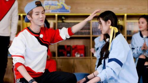 狗仔爆料鹿晗迪丽热巴视频,鹿晗迪丽热巴亲密互动视频曝光 第2张 狗仔爆料鹿晗迪丽热巴视频,鹿晗迪丽热巴亲密互动视频曝光 第2张