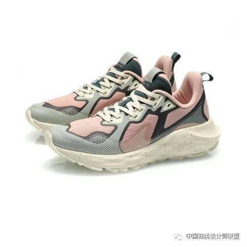 李宁最新跑鞋爆料,科技升级，领跑未来运动风尚