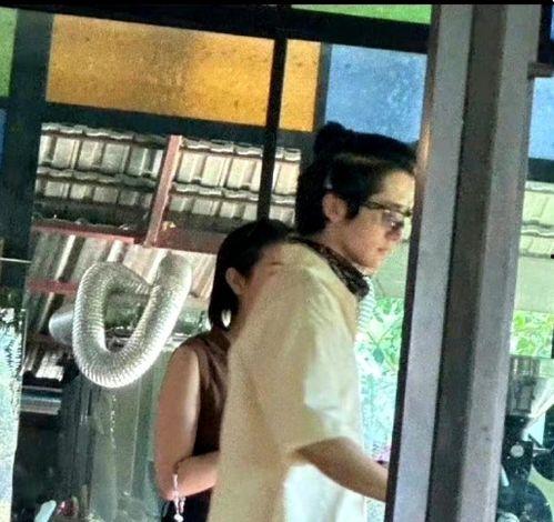 娱乐吃瓜酱塌房,揭秘塌房事件背后的真相与反思 第2张 娱乐吃瓜酱塌房,揭秘塌房事件背后的真相与反思 第2张