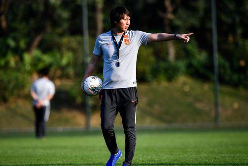 球队最新爆料网站推荐,球队阵容大变动,新赛季战力几何? 第2张 球队最新爆料网站推荐,球队阵容大变动,新赛季战力几何? 第2张